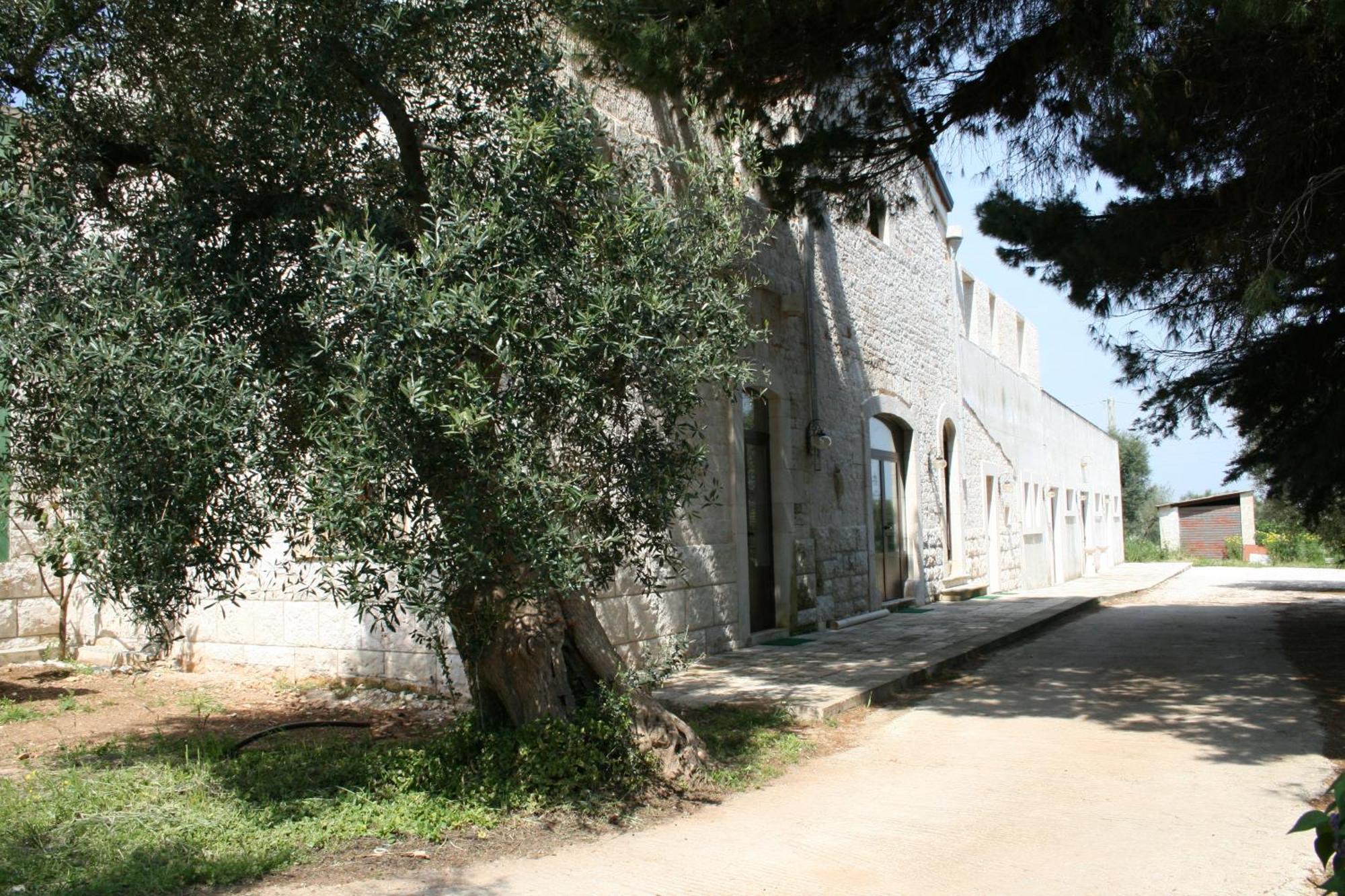 Masseria La Luna Nel Pozzo Castellana Grotte Exterior foto